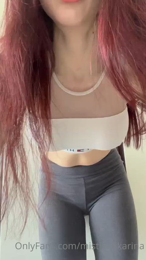 yoga pants